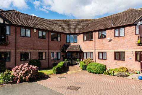 2 bedroom flat for sale, Brook Farm Court, Belmont, Hereford