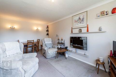 2 bedroom flat for sale, Brook Farm Court, Belmont, Hereford