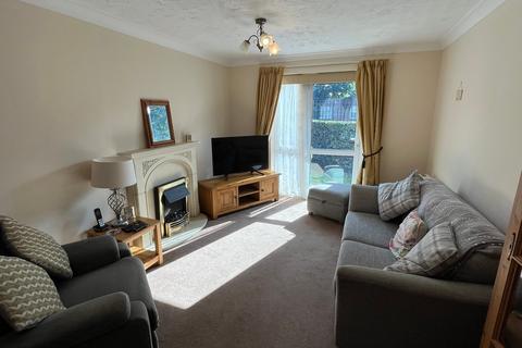 1 bedroom retirement property for sale, Parkland Grove, Ashford TW15