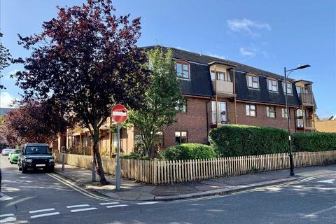 1 bedroom apartment for sale, Chalkwell Park Drive, Leigh on Sea SS9