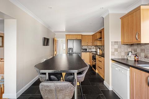 11 Lesley Close, Istead Rise, Gravesend, DA13 9JS