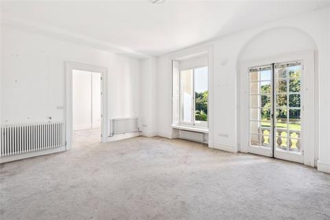 3 bedroom apartment for sale, Loudwater Drive, Loudwater, Rickmansworth, Hertfordshire, WD3