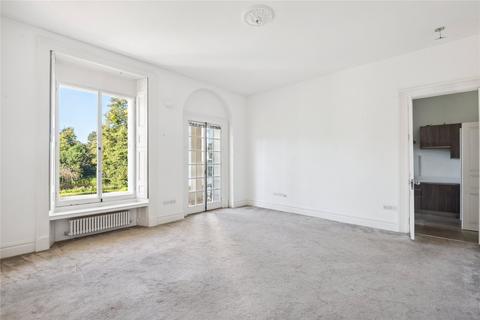 3 bedroom apartment for sale, Loudwater Drive, Loudwater, Rickmansworth, Hertfordshire, WD3