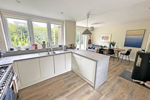 2 bedroom bungalow for sale, Anderwood Drive, Sway, Lymington, Hampshire, SO41