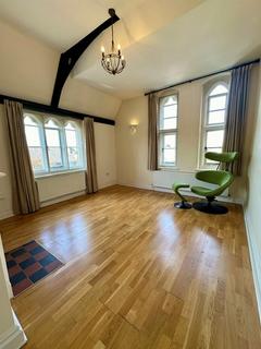 2 bedroom apartment to rent, Hatch Lane, Windsor SL4