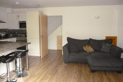 2 bedroom semi-detached house to rent, Orchard Mews, Brough