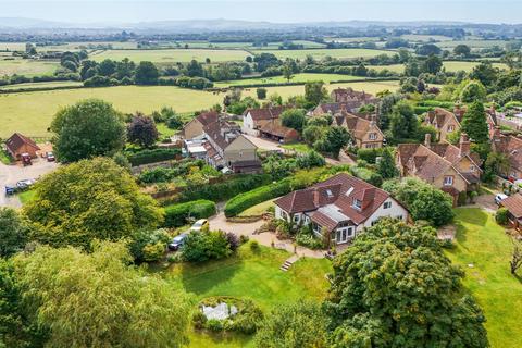 5 bedroom detached house for sale, Bremhill, Calne