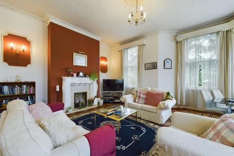 undefined, Valley Road, Scarborough YO11