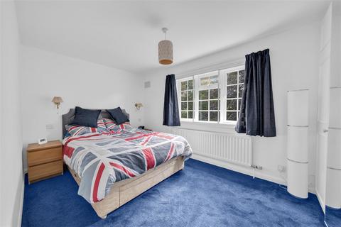 3 bedroom terraced house for sale, Patterdale Close, Bromley