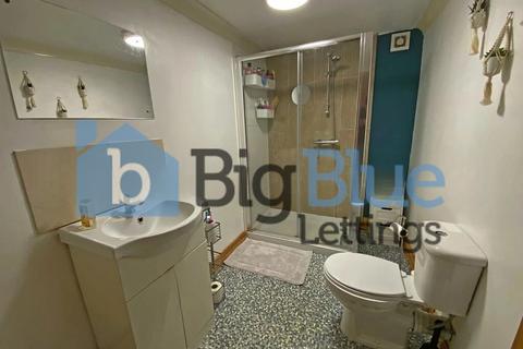 4 bedroom terraced house to rent, St John's Avenue,, Leeds LS6