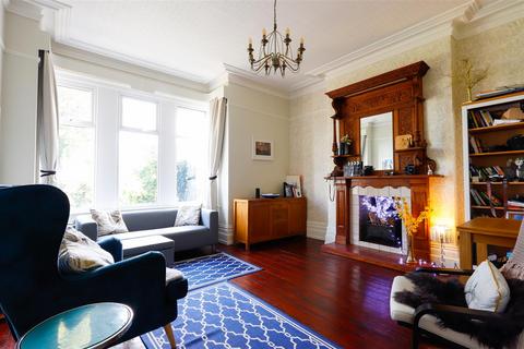 6 bedroom terraced house for sale, The Parade, Barry