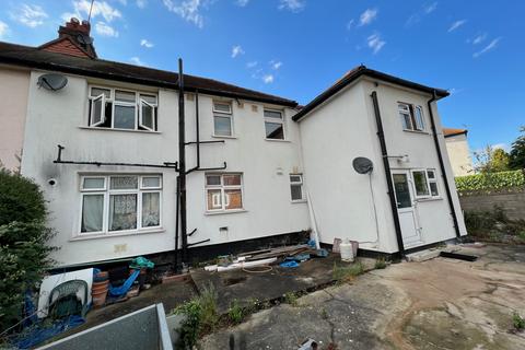 9 bedroom semi-detached house for sale, Greenstead Avenue, Woodford Green IG8