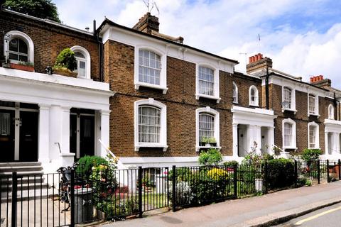 2 bedroom terraced house to rent, London, E16