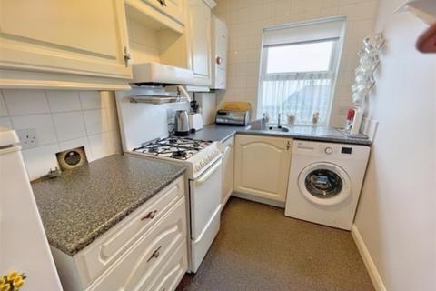 2 bedroom flat to rent, Locomotive Court, South Road, Prudhoe