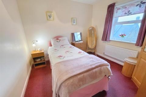 2 bedroom flat to rent, Locomotive Court, South Road, Prudhoe