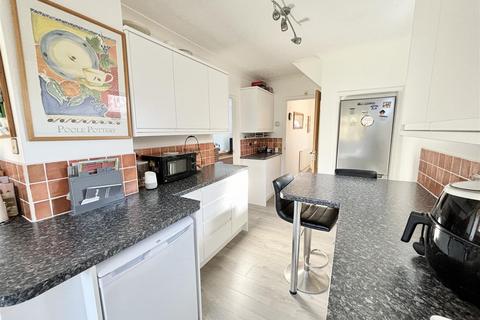 28 Beckhampton Road, Poole, BH15 4PH