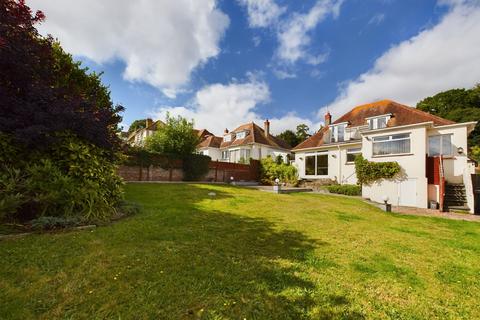 3 bedroom detached house to rent, Cecil Avenue, Preston, Paignton