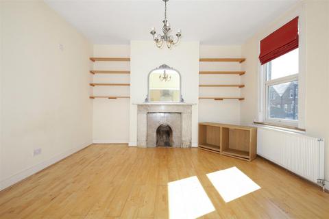 2 bedroom flat to rent, Victoria Road, Stroud Green