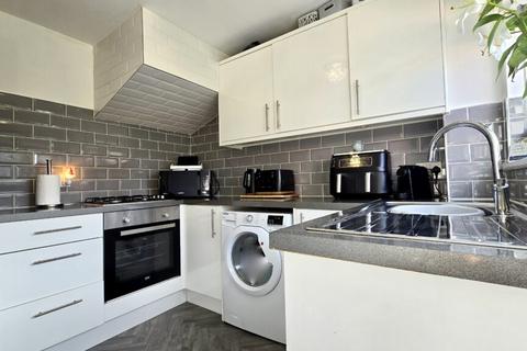 15 Burra Gardens, Bishopbriggs, Glasgow, G64 1UP