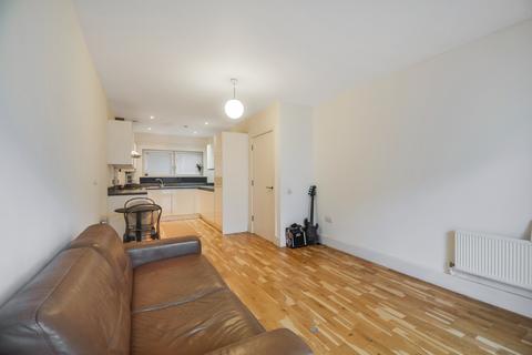 1 bedroom apartment for sale, at Monmouth Court, Coopers Road, London SE1