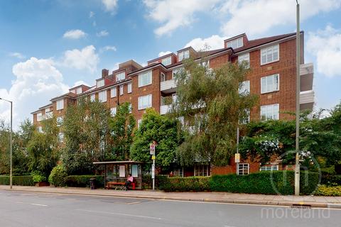 1 bedroom flat to rent, Heathway Court, London NW3