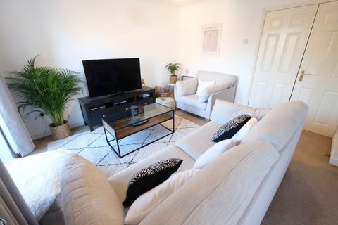 2 bedroom flat for sale, Quayside Walk, Marchwood SO40