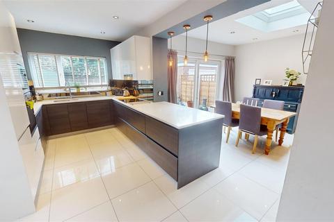 4 bedroom detached house for sale, Western Road, Flixton, Manchester, M41