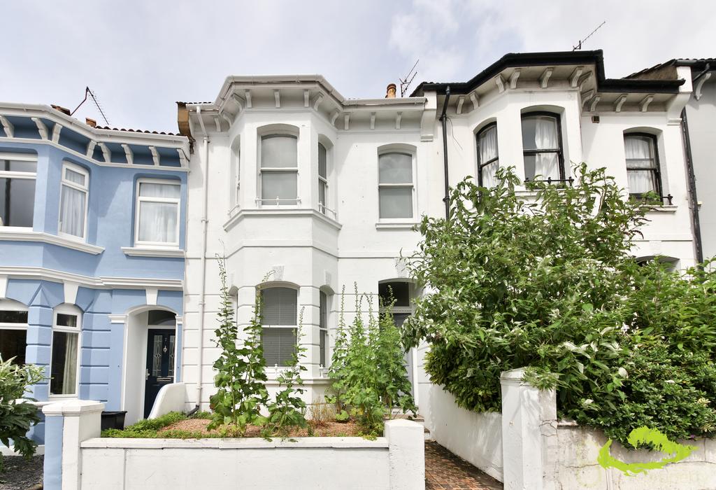 Queens Park Road, Brighton 5 bed terraced house to rent £2,800 pcm (£646 pw)