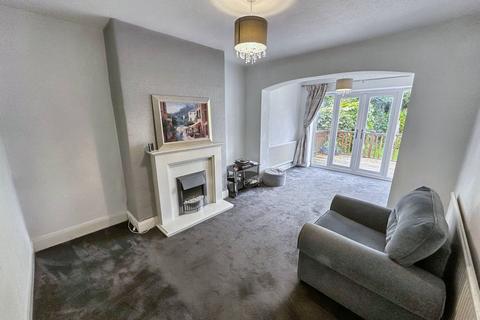 3 bedroom semi-detached house for sale, Carisbrook Avenue, Whitefield, M45