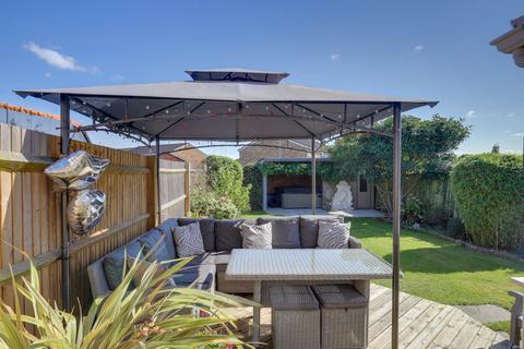 54 Kingsway, Caversham, Reading, RG4 6RH