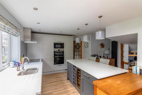 4 bedroom detached house for sale, The Pines, Lodge Moor, Sheffield