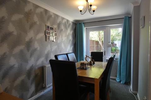 3 bedroom detached house for sale, Guinevere Avenue, Stretton, Burton-On-Trent