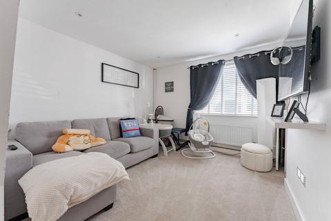 2 bedroom end of terrace house for sale, Trafalgar Street, Lowestoft