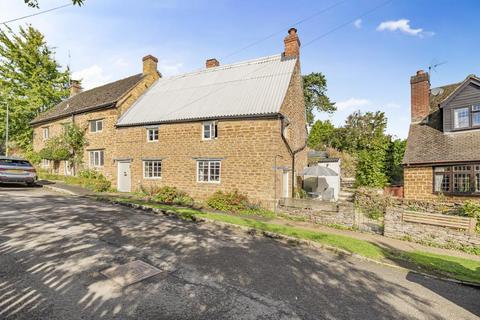 2 bedroom semi-detached house for sale, Banbury,  Oxfordshire,  NN11