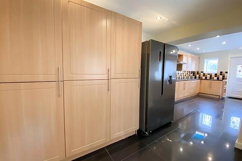 4 bedroom detached house for sale, Kingsway, Mildenhall, Bury St. Edmunds, Suffolk, IP28