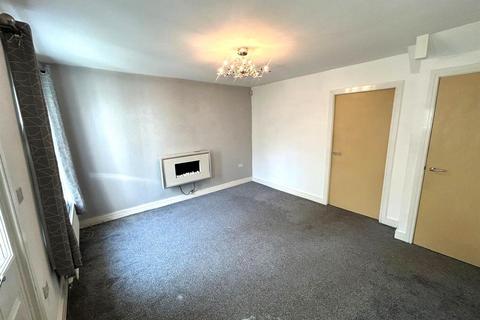 4 bedroom end of terrace house to rent, Barmouth Walk Hollinwood Oldham Lancashire