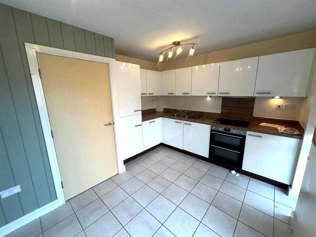 Kitchen .jpg