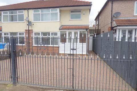 3 bedroom semi-detached house to rent, Liverpool L36