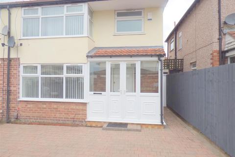 3 bedroom semi-detached house to rent, Liverpool L36