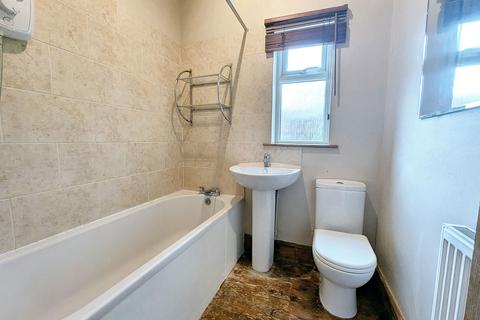 12 Brays Lane, Coventry, CV2 4DZ