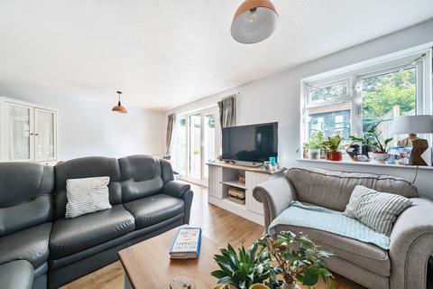 24 Coopers Close, South Darenth, Dartford, DA4 9AH