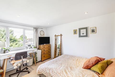 3 bedroom maisonette for sale, Cannon Hill Lane, London, SW20