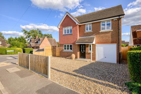 5 bedroom detached house for sale, Maytree Walk, Reading RG4