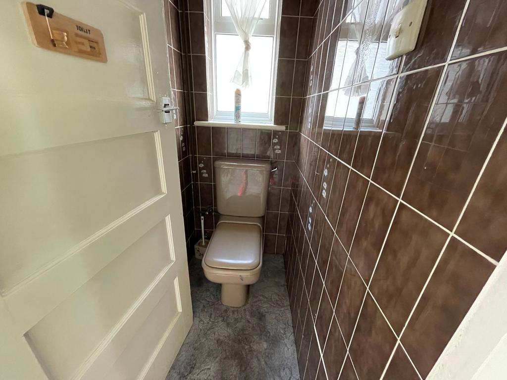 Separate WC