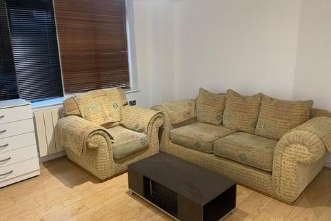 undefined, Flat d, - John Street, Luton