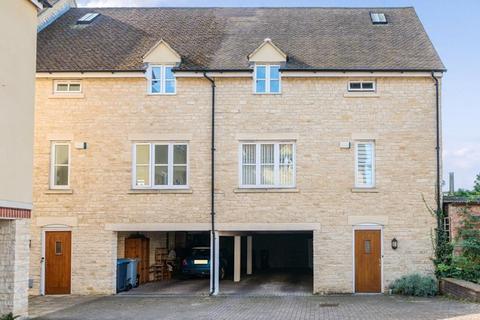 3 bedroom townhouse for sale, Chipping Norton,  Oxfordshire,  OX7