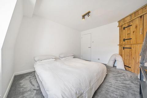 2 bedroom flat for sale, Newbury,  Berkshire,  RG14