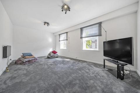 2 bedroom flat for sale, Newbury,  Berkshire,  RG14