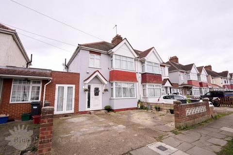 4 bedroom semi-detached house for sale, Legrace Avenue, Hounslow, TW4