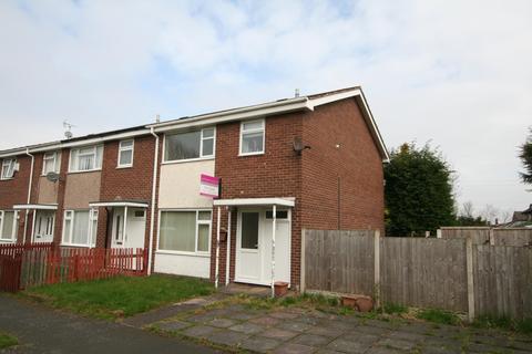 3 bedroom end of terrace house to rent, 12 Whitemere Court, Ellesmere Port, Cheshire. CH65 2EY